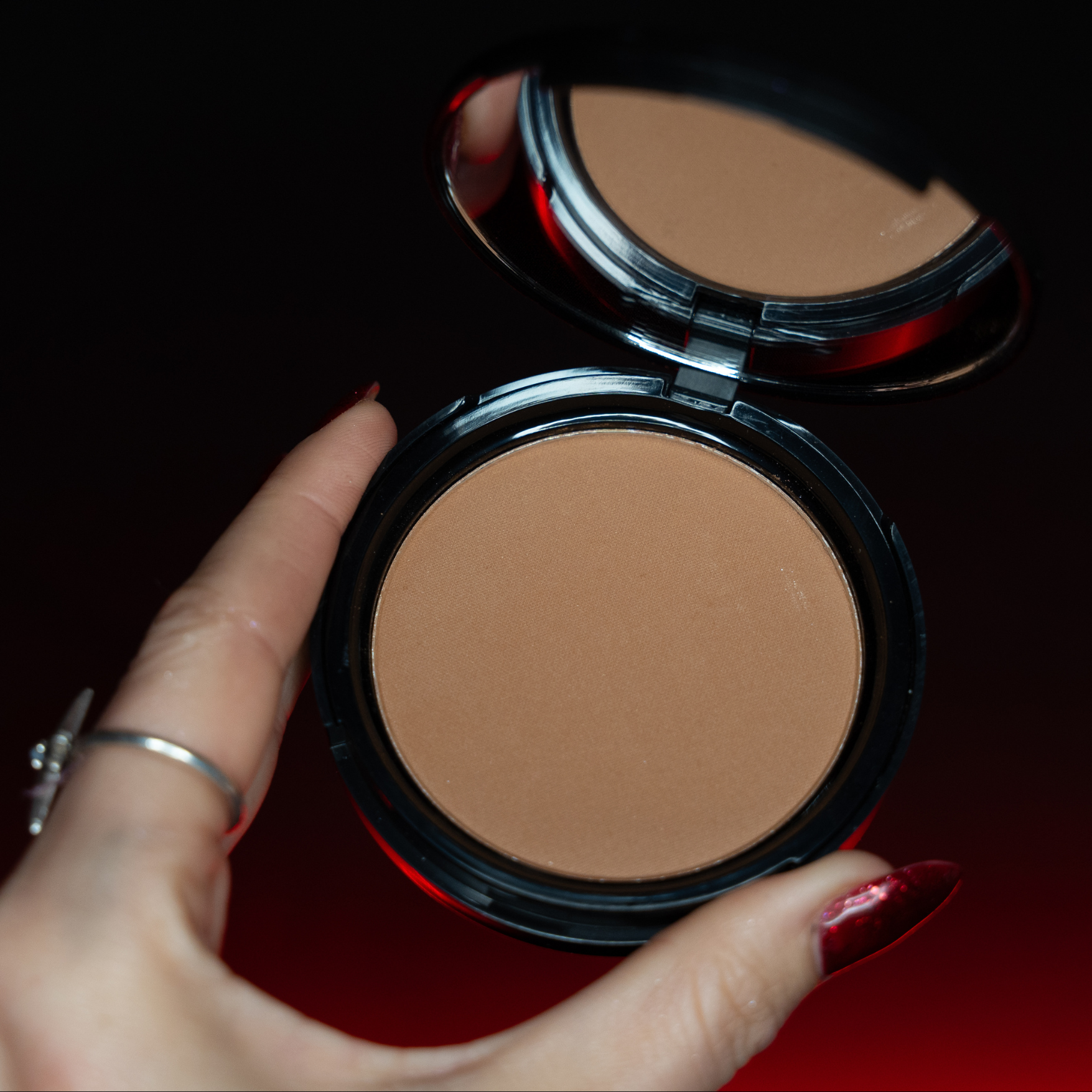 Smooth & Set Brightening Powder - Coffee