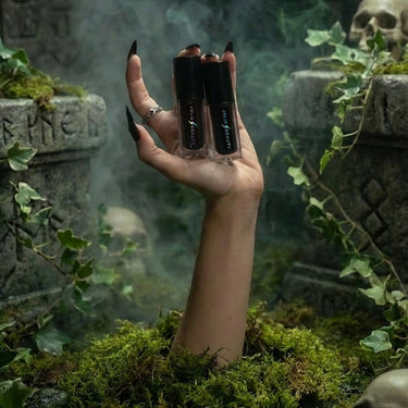 Eternal Lip Stain - Morbid